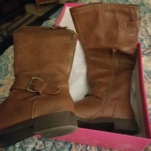 New knee high riding boots